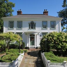 Woodbridge Street Historic District