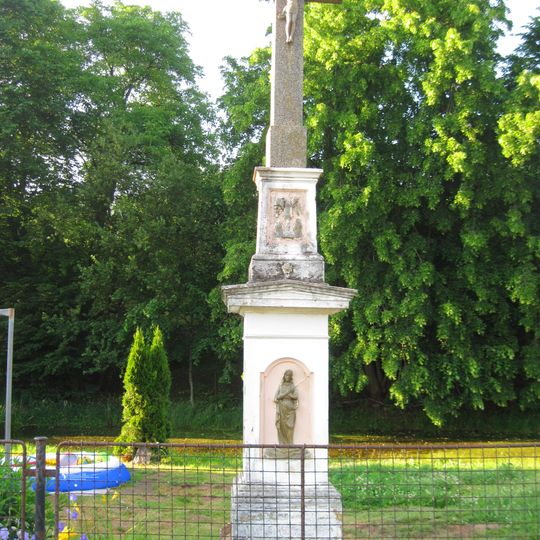 Kříž v Malíkově