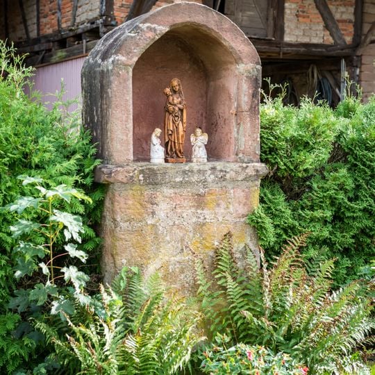 Einfacher Nischenbildstock, sogenanntes Marienhelgen