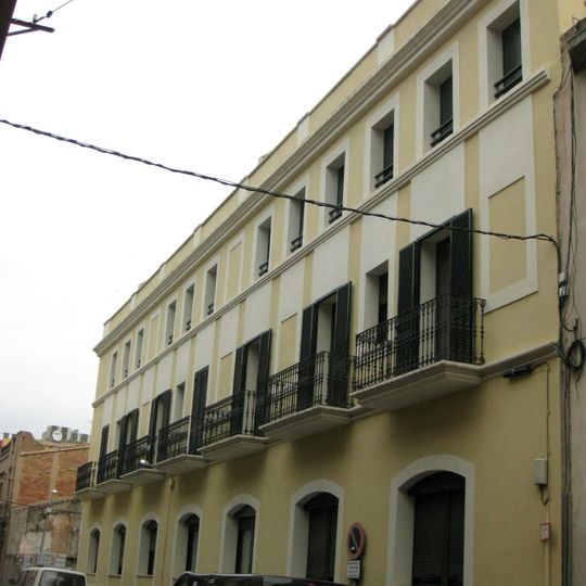 Antiga fàbrica de gel