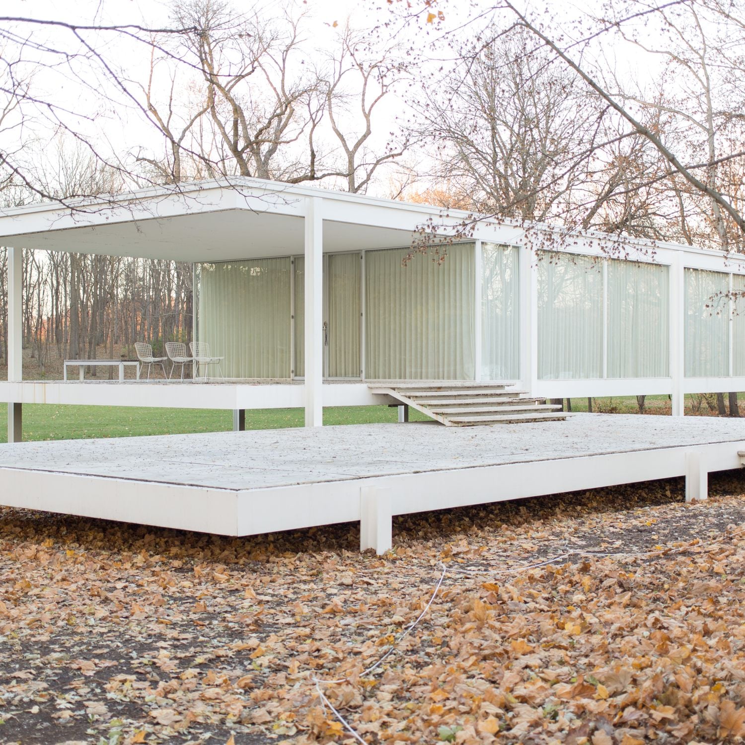 Architecture by Mies Van der Rohe worldwide