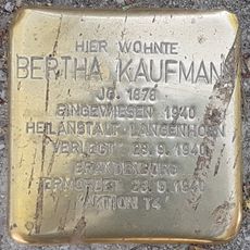Stolperstein en memoria de Bertha Kaufmann