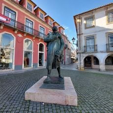 Estátua de Francisco Rodrigues Lobo