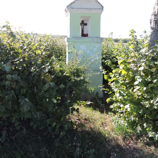 Kapliczka przydrożna, przy drodze do Tolkmicka