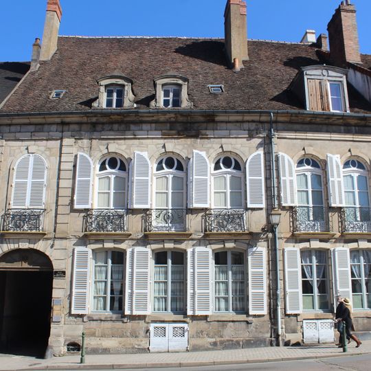 Immeuble, 3 rue Jean-et-Bernard-de-Lattre-de-Tassigny