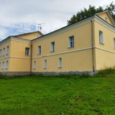 Настоятельский корпус (ж/д ст. Оять)