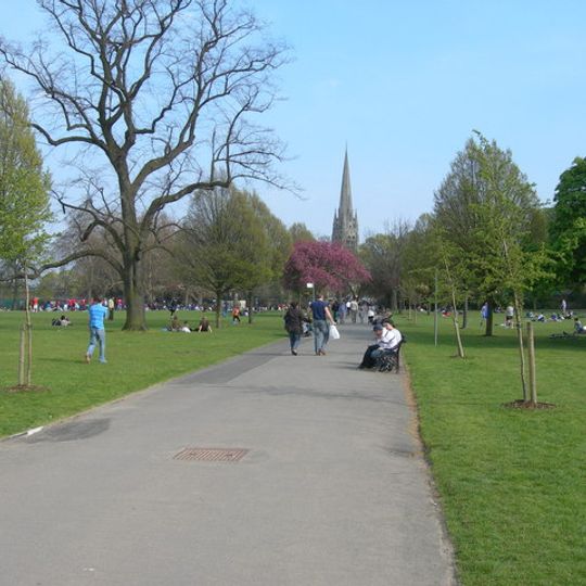 Clissold Park