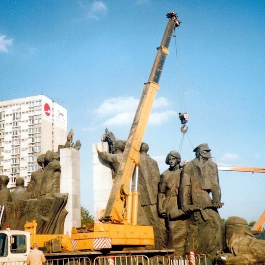 Pomnik Poległym w Służbie i Obronie Polski Ludowej