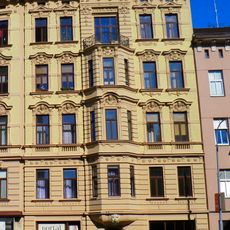 Dominikánské náměstí 8