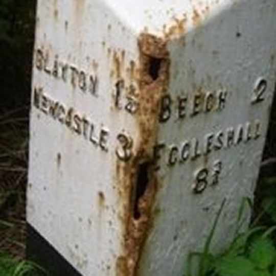Milepost, S of A5182 / B5038 jct