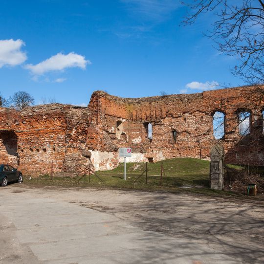 Zamek w Radzikach Dużych