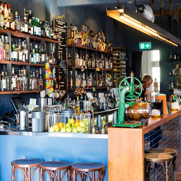 Mechanics Institute Bar