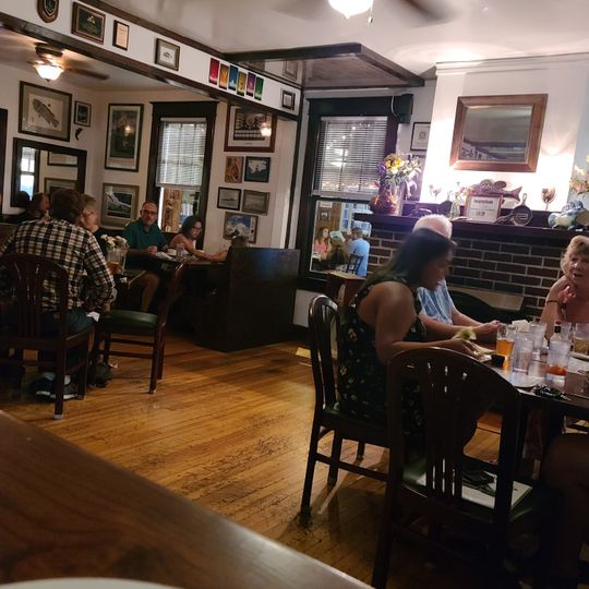 Tautog's Restaurant