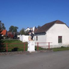 Socha sv. Floriána na mostku ve Stranné