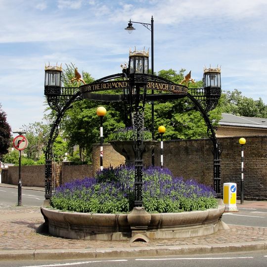 Cattle fountain outside the Star and Garter Home