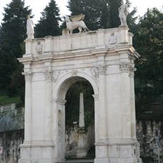 Arco delle Scalette