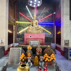 Wat Bua Kaeo Keson