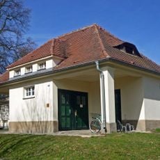 Three former wash houses 1-3 (individual monuments to ID no. 09284584) Hufelandstraße 15 (Stolpener Straße 18, Hufelandstraße/corner of Friedrich-Wolf-Straße, Stolpener Straße/near institutional cemetery)