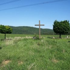 Kříž na cholerovém hřbitově u Veverské Bitýšky