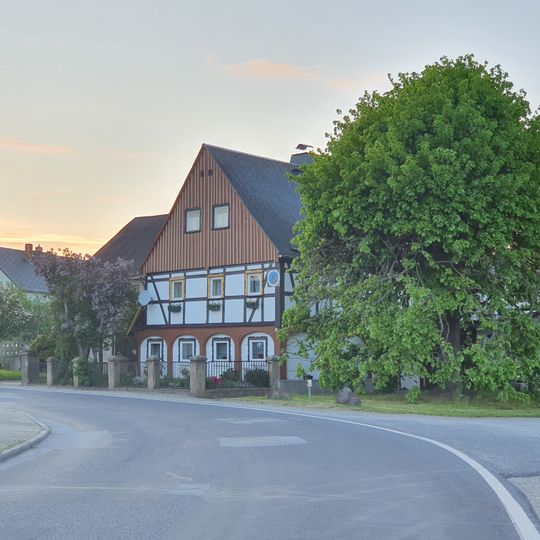 Wohnstallhaus Bederwitzer Straße 9
