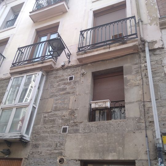 Casa Cuchillería 34