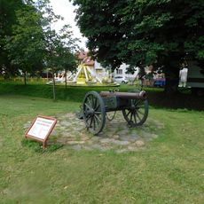 Replika francouzského děla z bitvy u Slavkova v Tvarožné