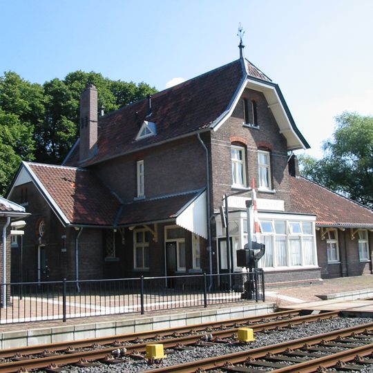 Station Hemmen-Dodewaard