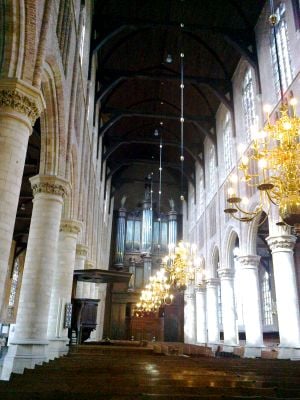 Interior 4
