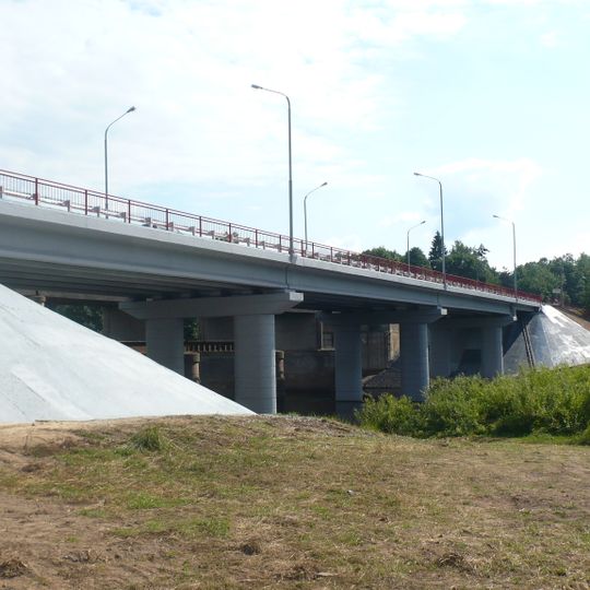 Автомобильный мост через Черёху