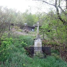 Kříž severně od Čelistné u lesa