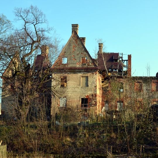 Palace in Stare Rochowice