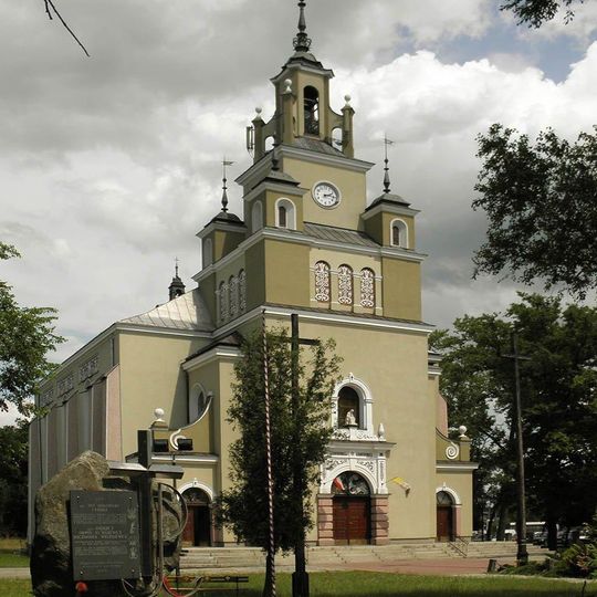 Kościół Świętej Trójcy w Białobrzegach