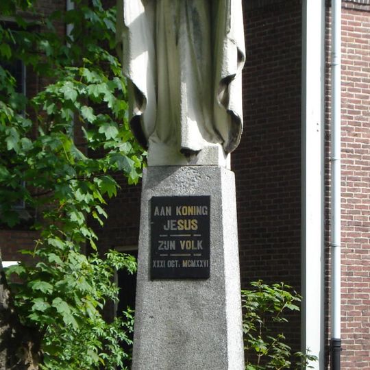 Statue of Sacred Heart of Jesus Christ