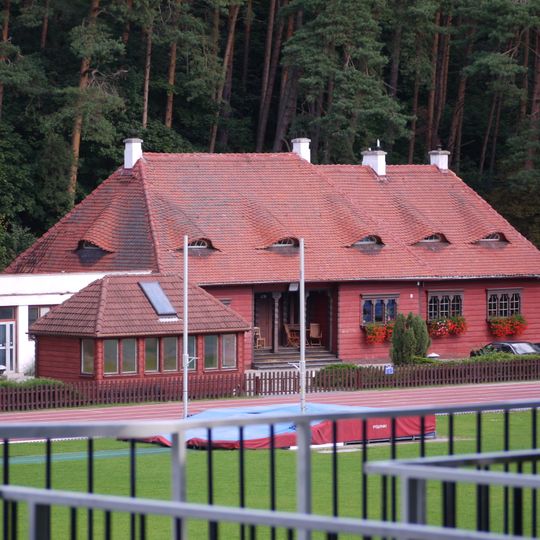 Budynek zaplecza kortów tenisowych