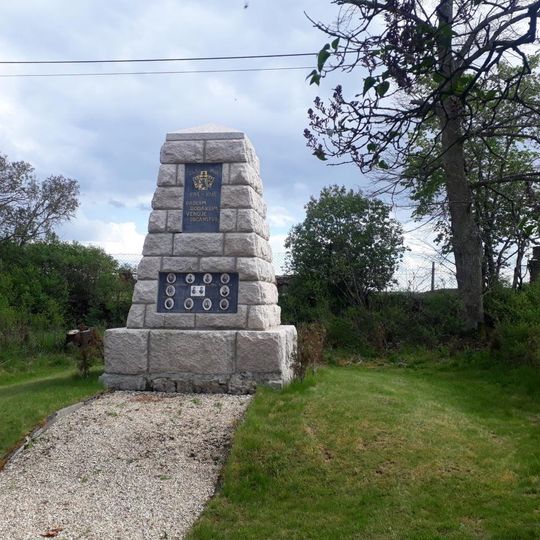 Pomník padlých v Dolní Lhotě