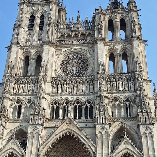 Amiens Cathedral Maze