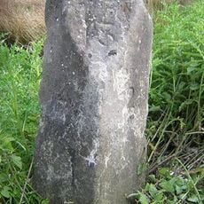 Milestone, 20m E of roundabout
