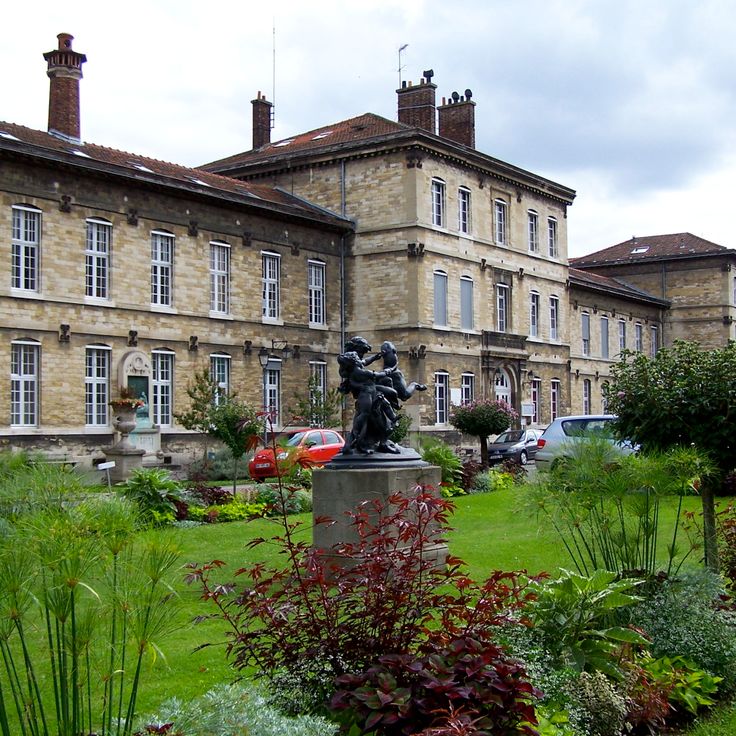 Sainte-Anne Hospital Center - GHU Paris