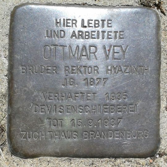 Stolperstein en memoria de Ottmar Vey