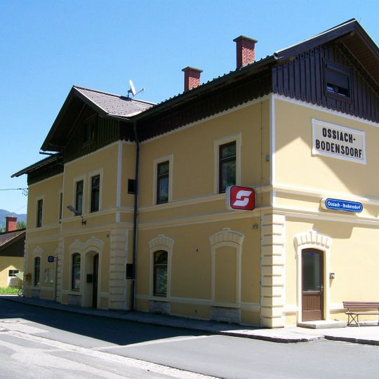 Aufnahmsgebäude Ossiach-Bodensdorf
