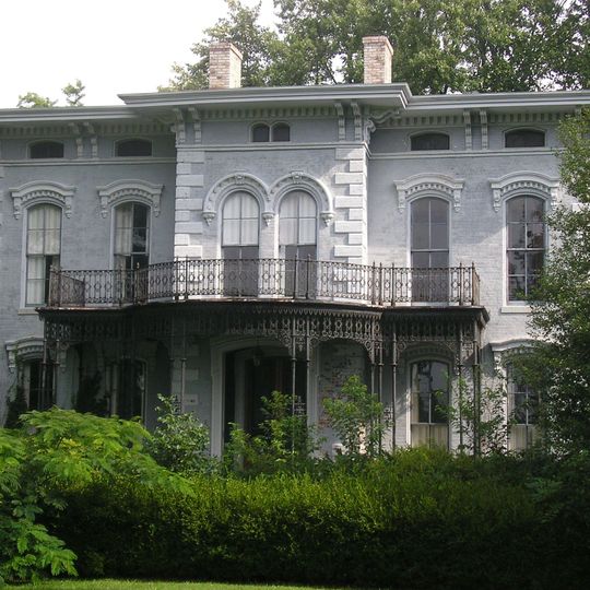 Bellevoir-Ormsby Village