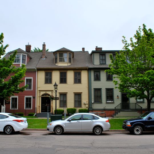 Witter Coombs House, Inns on Great George